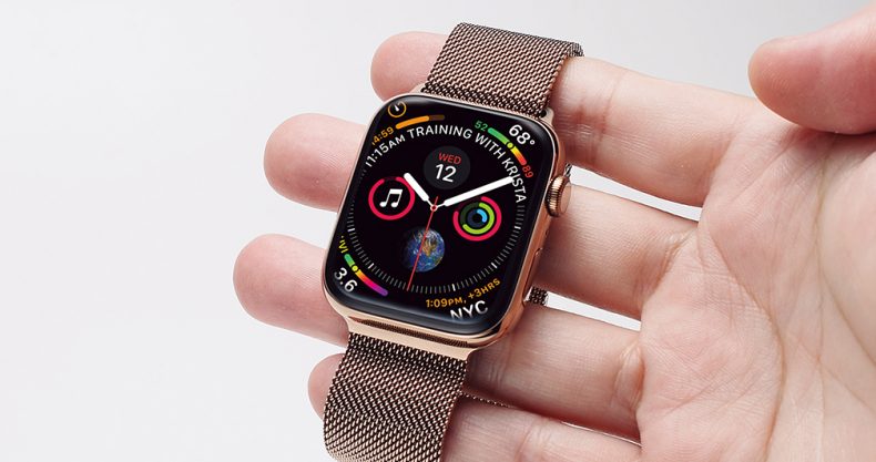Apple Watchシリーズ5 ゴールドステンレス‼️-